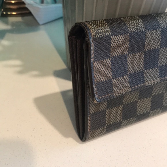 Authentic Pre-loved Louis Vuitton Wallet - SOLD - Picture 3 of 8